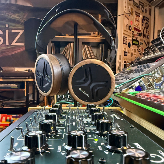Mixthesizer x OLLO Audio – Partnership Announcement 2025