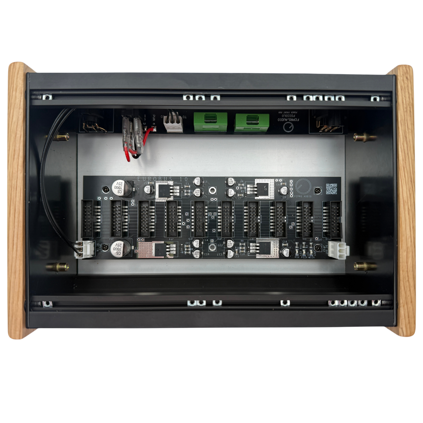 PICCOLO – Compact Eurorack Power Case with EUROBUS 10